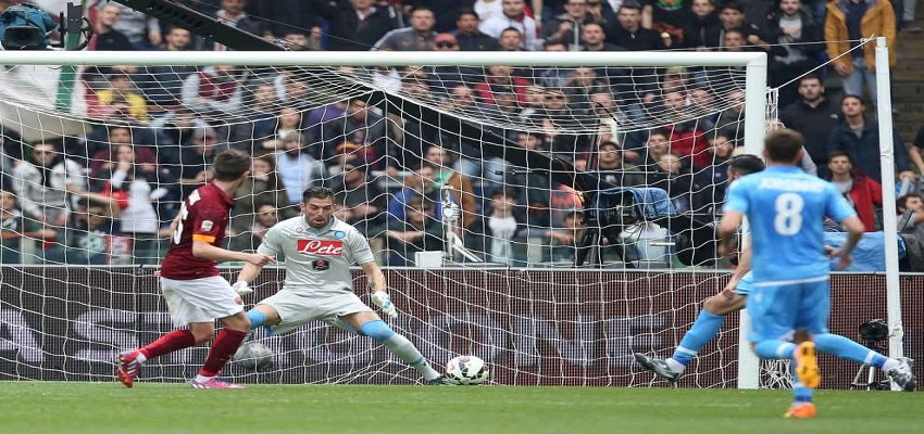 La Roma strappa di forza i tre punti al Napoli. All’Olimpico decide un gol di Pjanic.