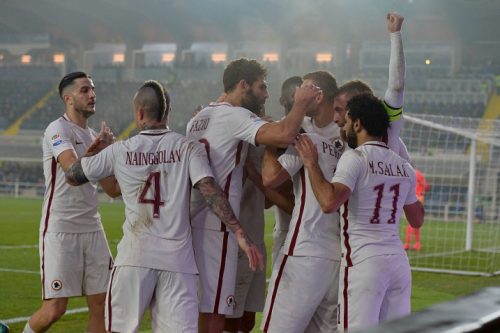 Serie A – Juve, stop nel derby. La Roma batte il Milan e risponde al Napoli. Ciclone Lazio