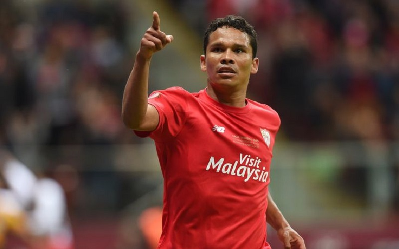 Il Milan brucia la Roma per Carlos Bacca. Il colombiano ha sposato il progetto rossonero.