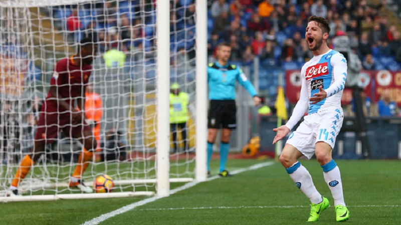 Mertens gela l’Olimpico. Strootman la riapre ma Reina tiene in piedi il Napoli. All’Olimpico esultano i partenopei.