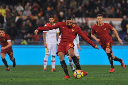 Allenamento Roma, rifinitura prima del Liverpool. Torello per riscaldamento e lavoro atletico. Individuale per Defrel