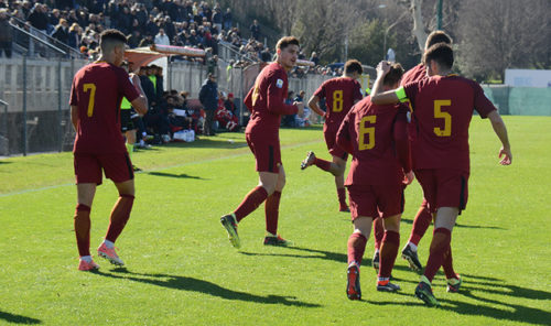 Primavera, Napoli-Roma 2-2. Corlu porta in vantaggio i giallorossi, ribaltati da Gaetano. Sdaigui regala il pareggio in extremis