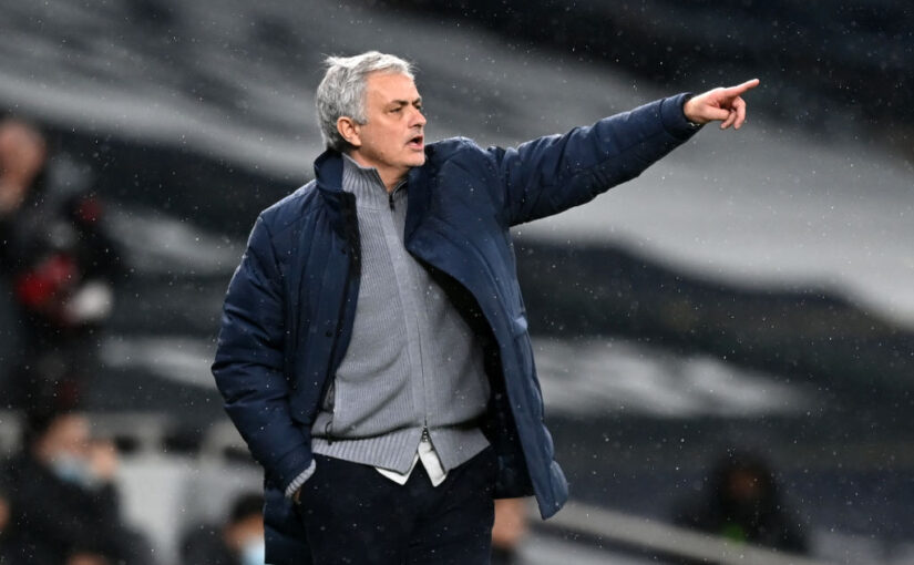 Lazio-Roma 3-2: Mourinho perde la stracittadina e la calma in conferenza stampa