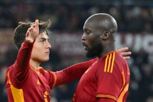 Sassuolo-Roma, le probabili formazioni e dove vederla: recupera Mancini. Confermata la coppia offensiva Dybala-Lukaku